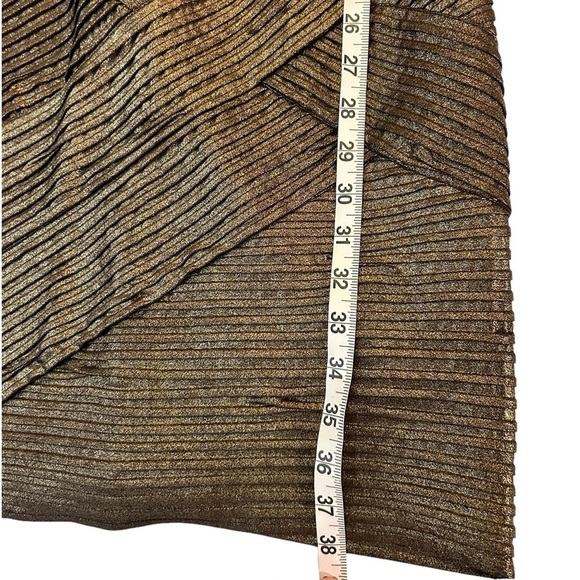 Tadashi Shoji Metallic Bronze Cap Sleeve Pintuck Cocktail Dress Size Medium - Picture 8 of 12